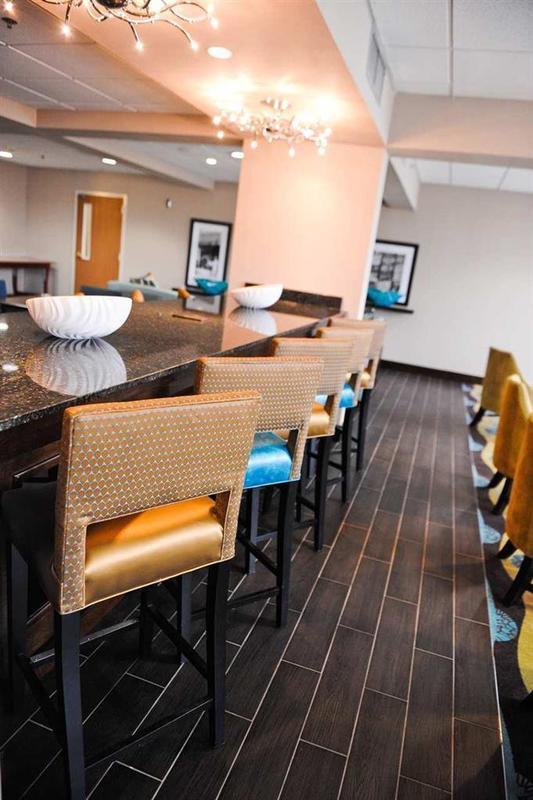 Hampton Inn Birmingham/Фултондейл Ресторан фото