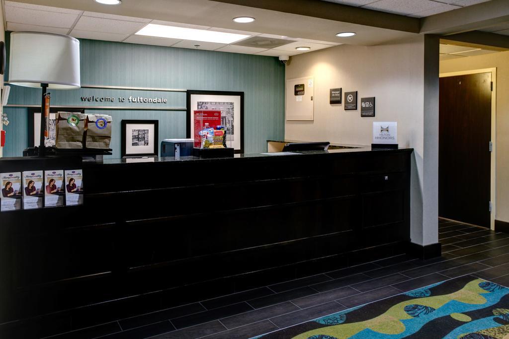 Hampton Inn Birmingham/Фултондейл Экстерьер фото