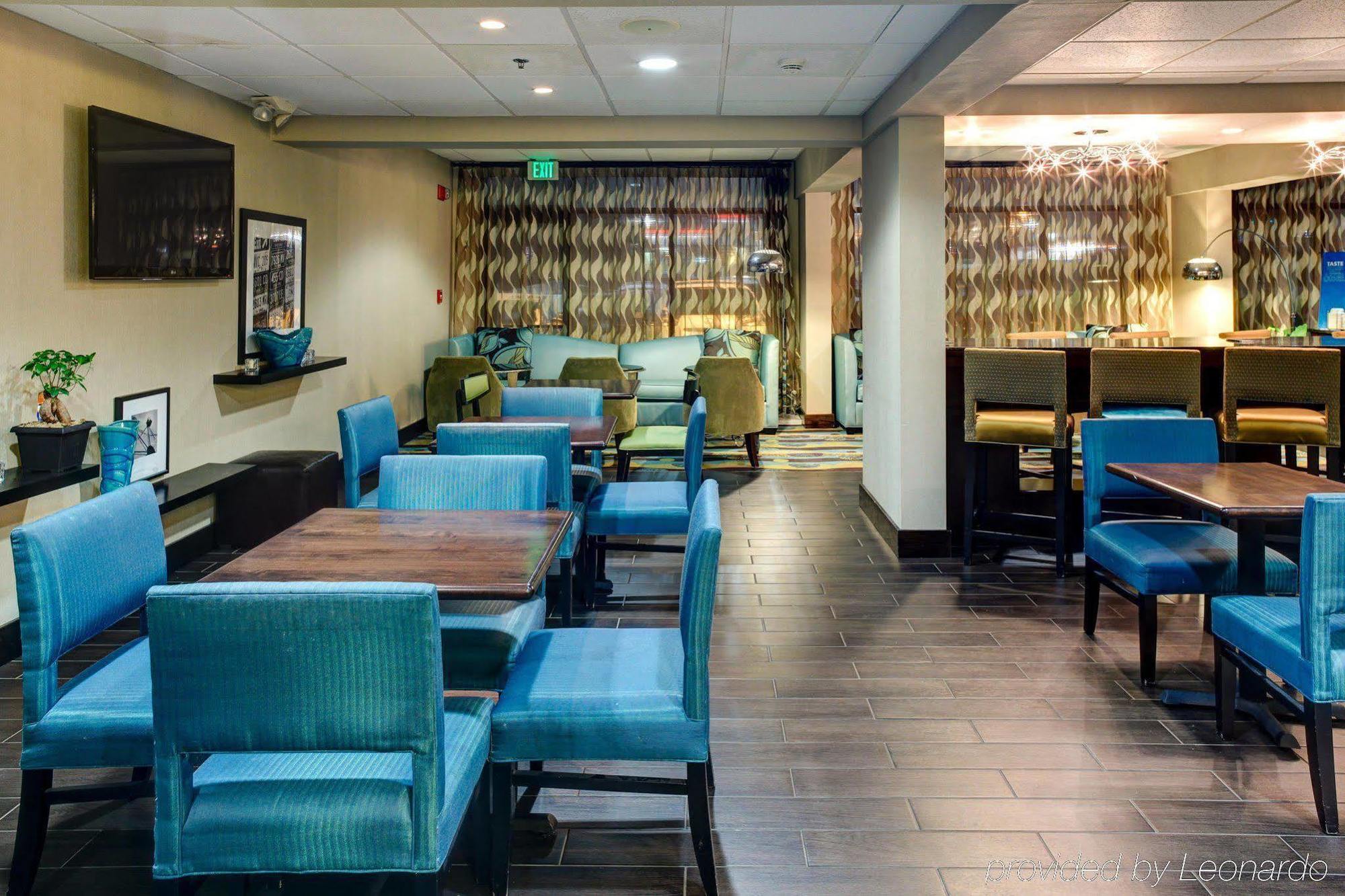 Hampton Inn Birmingham/Фултондейл Экстерьер фото