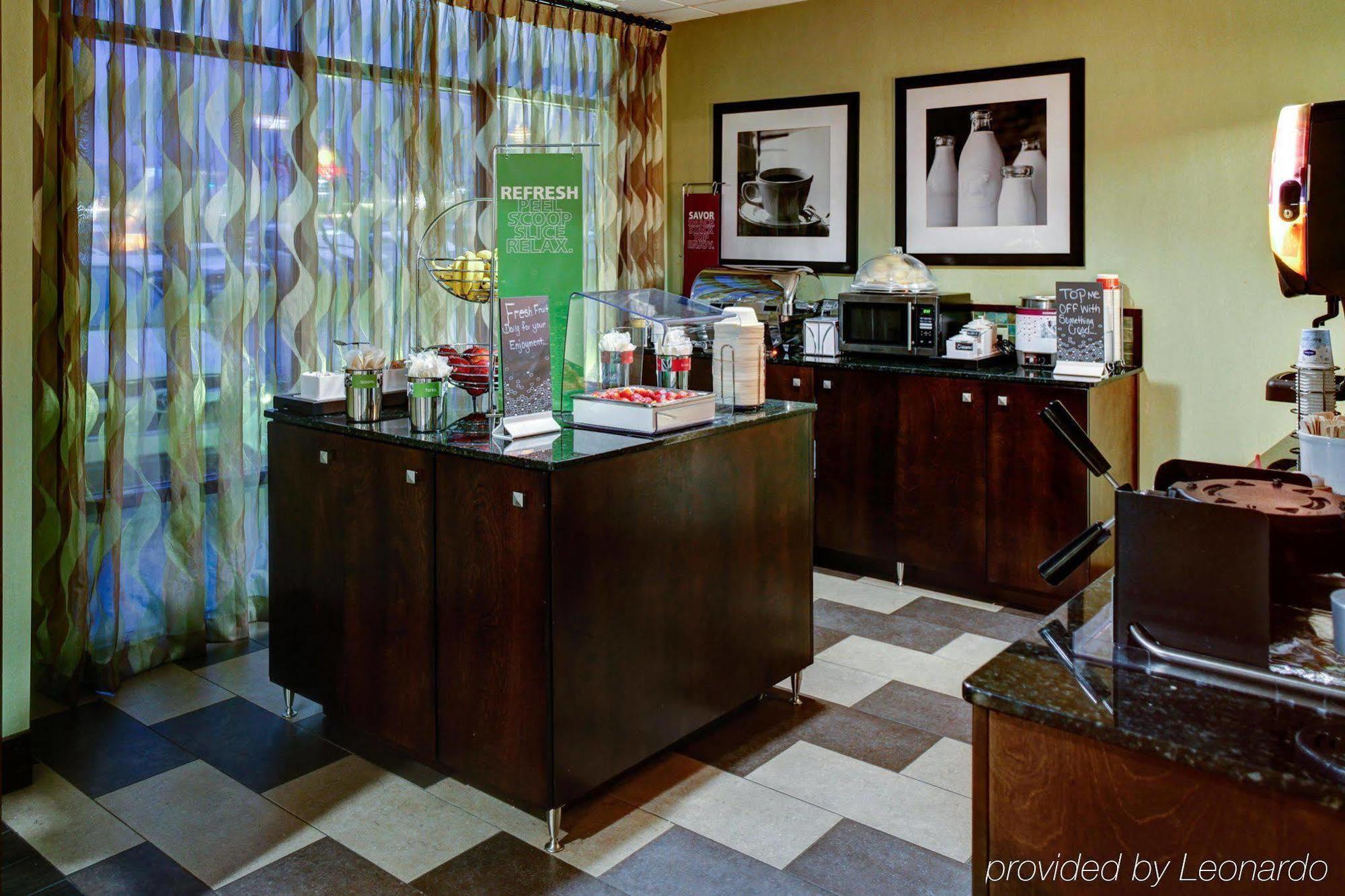 Hampton Inn Birmingham/Фултондейл Экстерьер фото