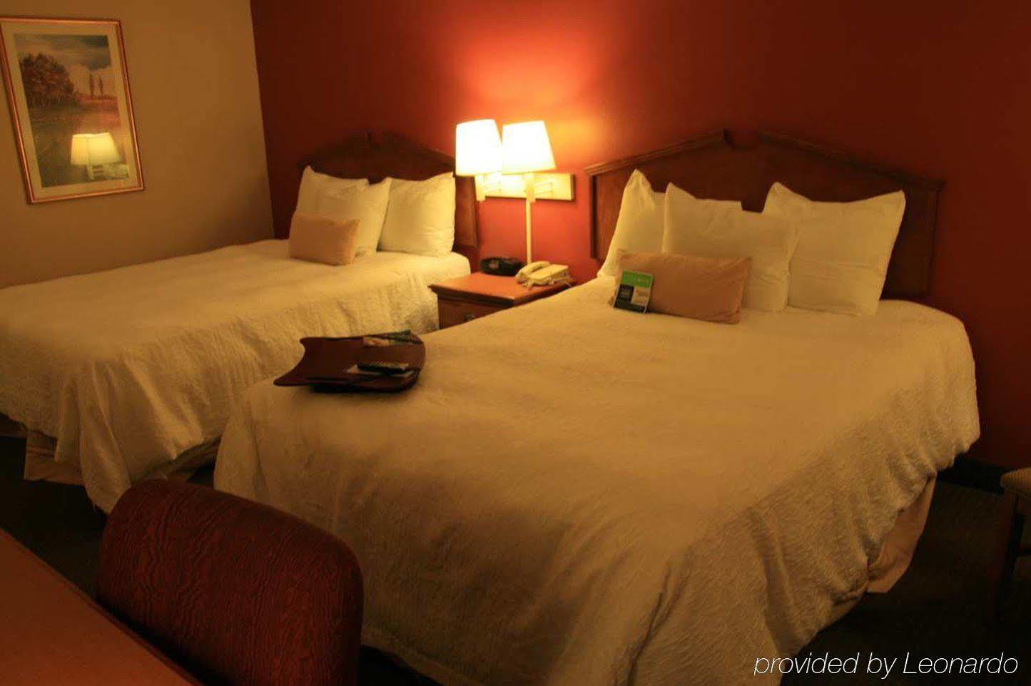 Hampton Inn Birmingham/Фултондейл Экстерьер фото